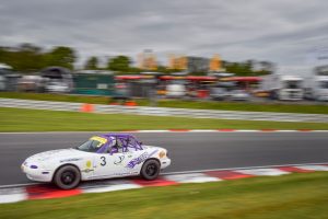 jonelseybrsccmazdamx52015brandshatchgp-69small